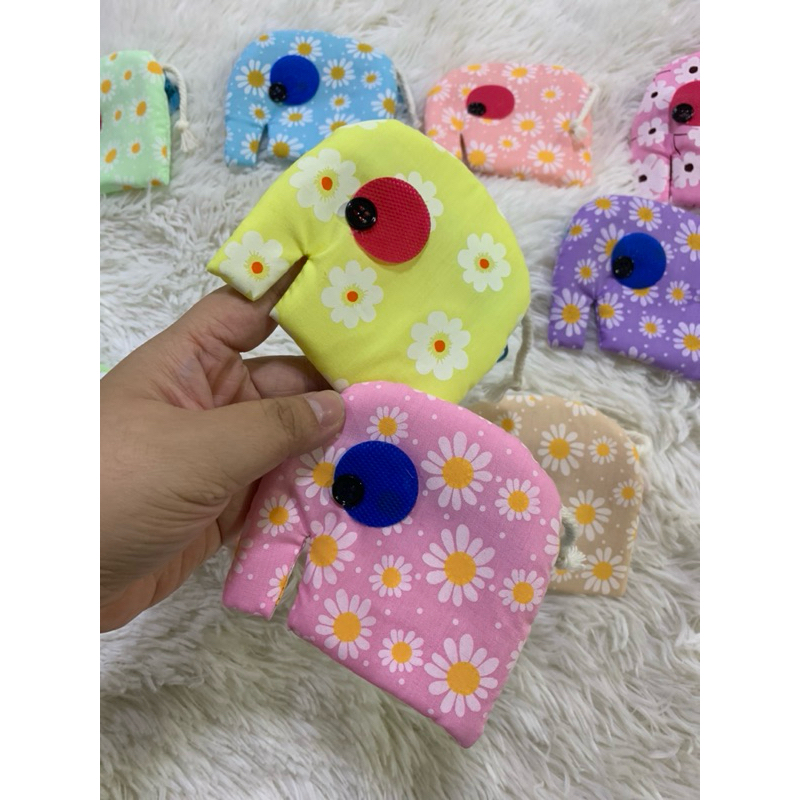 2ใบ ขึ้นไปได้ราคาส่ง🇹🇭กระเป๋าใส่เหรียญ น้องลูกช้าง ไซส์มินิ(เจ้าแรก,เจ้าเดียว)‼️(คละผ้าลายดอกไม้) ของชำร่วยไทยๆ ของฝาก