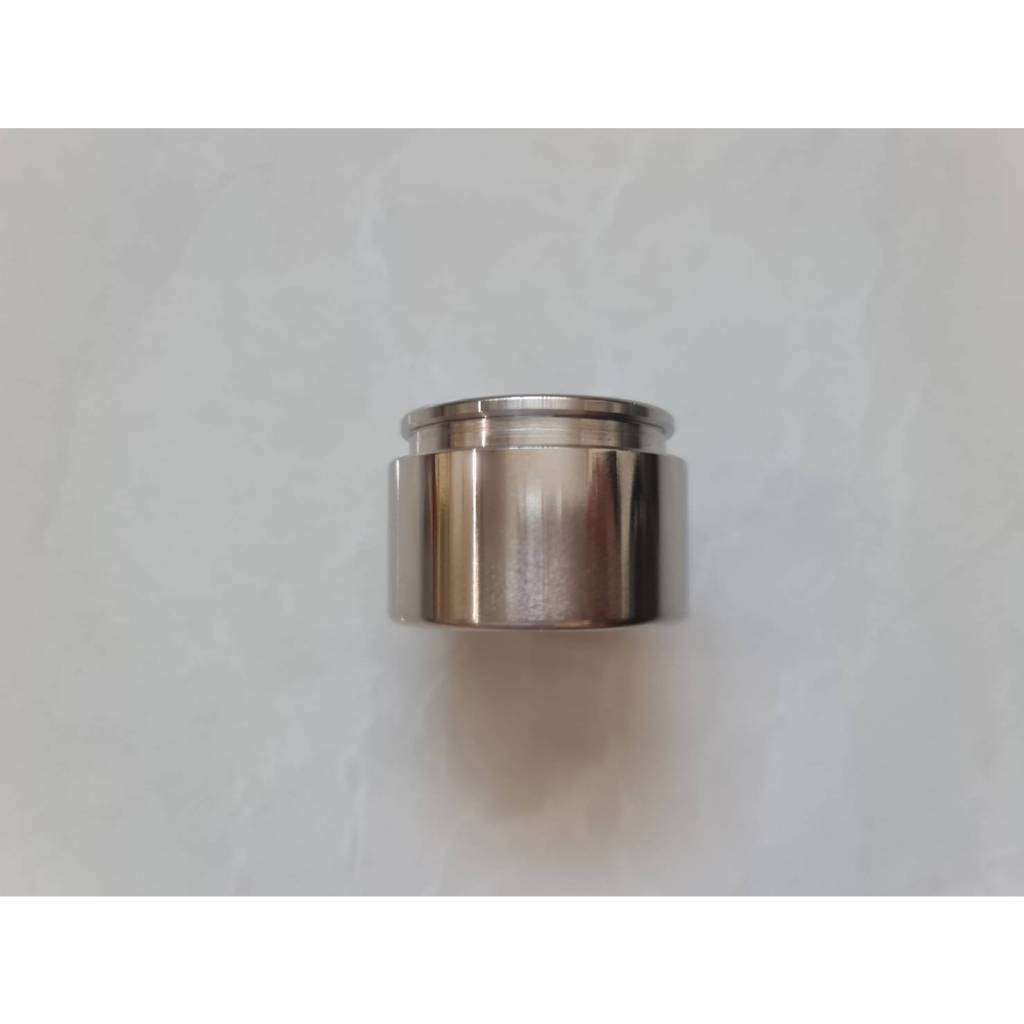 ลูกสูบดิสเบรคหน้า TOYOTA LAND CRUISER  VX100,UZJ100  ขนาด 45.3×31มิล  ลูกละ250