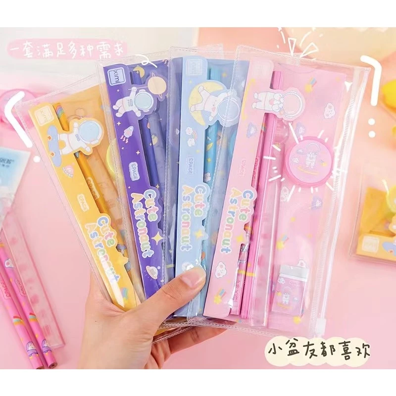 เซ็ตดินสอ 5 ชิ้น ลายนักบินอวกาศสุดน่ารัก ชุดดินสอ ชุดเครื่องเขียน ในถุงซิปล็อค 005-1