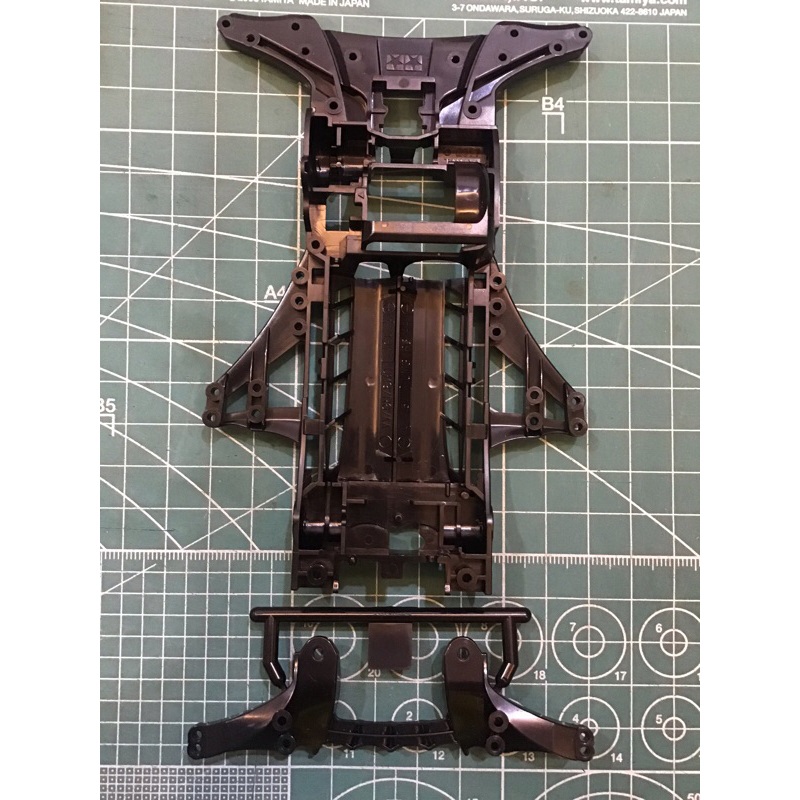 โครงFma สีดำเงา + หาง (ไม่มีพาท) ระเบิดจากรถกล่อง Tamiya ของใหม่ แท้ 100%