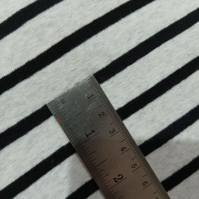 ผ้ากิโล ผ้ายืด ร่องริ้ว, วาฟเฟิ้ลริ้ว หนา 210-260 แกรม เนื้อนิ่ม ยืดเยอะ ขายเป็นกิโล - รูปที่ 2