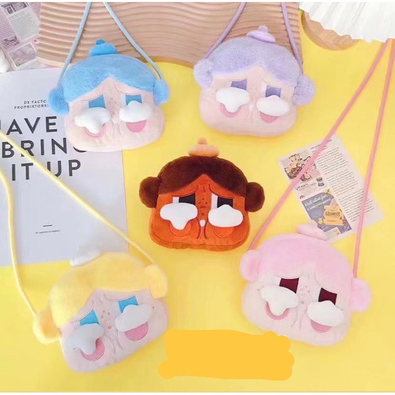 [พร้อมส่ง] กระเป๋าสะพาย กระเป๋าเหรียญ กระเป๋าสะพายข้าง ตุ๊กตา Crybaby Crying ลายน่ารักมาก 6355