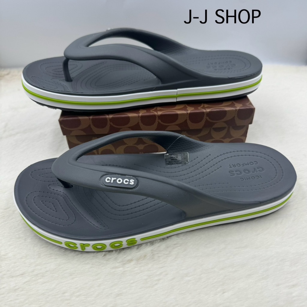 รองเท้า crocs หูนีบสำหรับผู้หญิงและผู้ชาย งานสวยน้ำหนักเบานิ่มสวมใส่สบายใส่ทนโดนน้ำได้ รับรองสินค้าจริงสวยกว่าในรูปค่ะ
