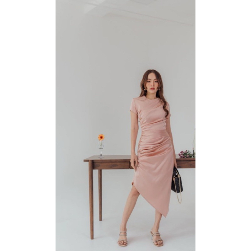 Thea dress เดรสงานแต่ง ร้าน Firr
