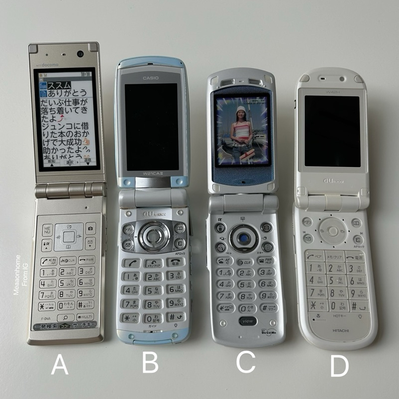 au W21CA year 2007/ Docomo SH506iC year 2004/ au W42H year 2006 flip phone มือถือฝาพับญี่ปุ่น