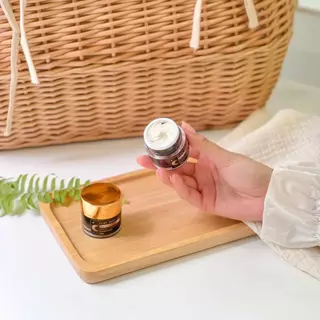 [ Pure Official ] "สลิปปิ้งมาส์กทองคำ" แบรนด์เพียว หน้าขาวใส ในข้ามคืน Sleeping Gold Mask Pure ขนาด 10 g.[ PURE ]