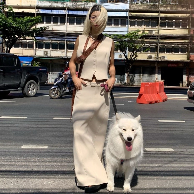 Classic skirt -Cream (fashion store)