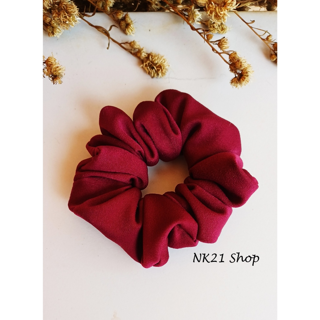 NK21 โดนัทรัดผม หนังยางรัดผม สีเเดงเลือดหมู Red wine Scrunchies,Scrunchies,Scrunchy,Hair accessories,Elastic hair tie