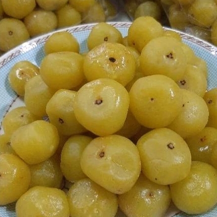 มะขามป้อมแช่อิ่ม หวาน กรอบ สด อร่อย น้ำหนัก 1 กิโลกรัม