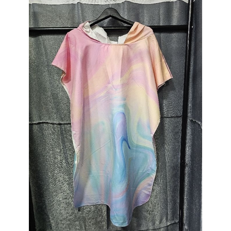 Cloud Microfiber Poncho Scuba diving accesories ผ้าคลุมดำน้ำ ใช้ระหว่างพักน้ำ แห้งไว ใช้เป็นผ้าเช็ดตัวได้ ขนาด 105*79 cm - รูปที่ 4