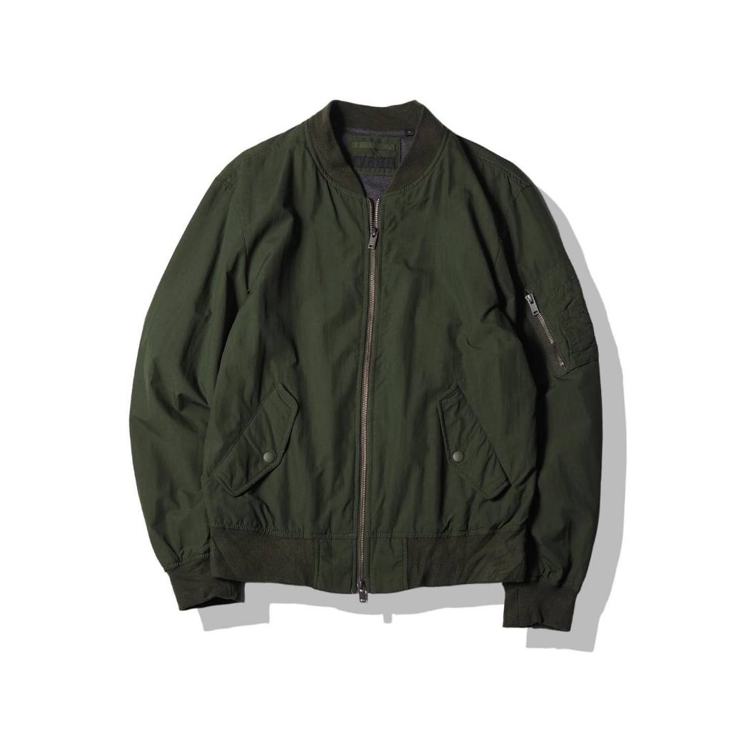 Uniqlo Green Double Zip MA-1 Bomber Jacket มือสอง รอบอก 43”