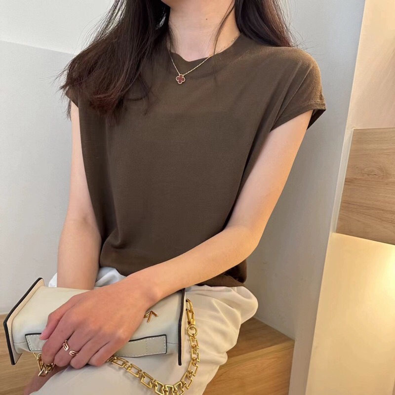 Lady_Sakura 2199/AG#เสื้อยืดคอกลมแขนล้ำ ผ้าไหมพรมผ้านุ่มละลาย สไตล์เกาหลี