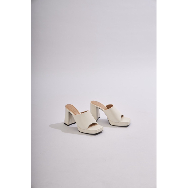 [แจกโค๊ดส่วนลดในไลฟ์สูงสุด 50%] WILA _SHOES รุ่นU2🥐🥐