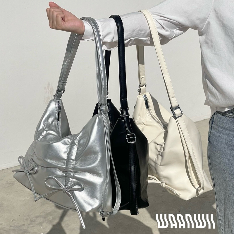 🎀Bowies  Bags🎀 กระเป๋าหนัง PU ใบใหญ่ จุของได้เยอะสะพายได้หลายแบบมีโบว์รูดตกแต่ง
