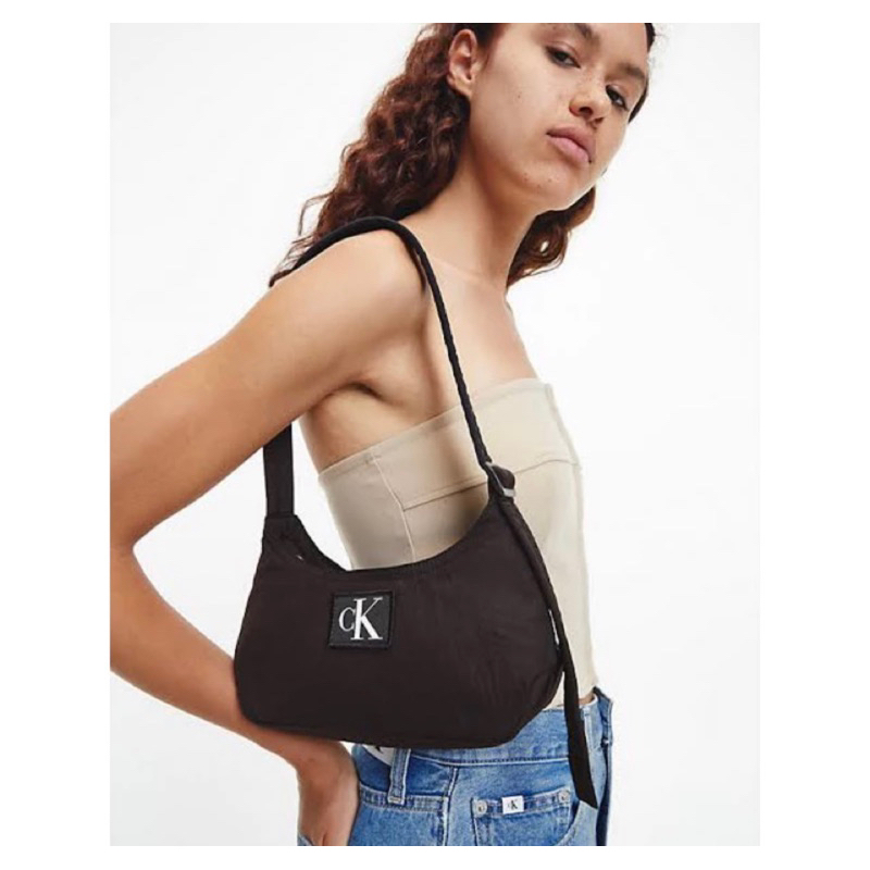Calvin Klein Nylon Shoulder bag Used Once กระเป๋า ปรับสั้น-ยาวได้ ของแท้💯🇺🇸