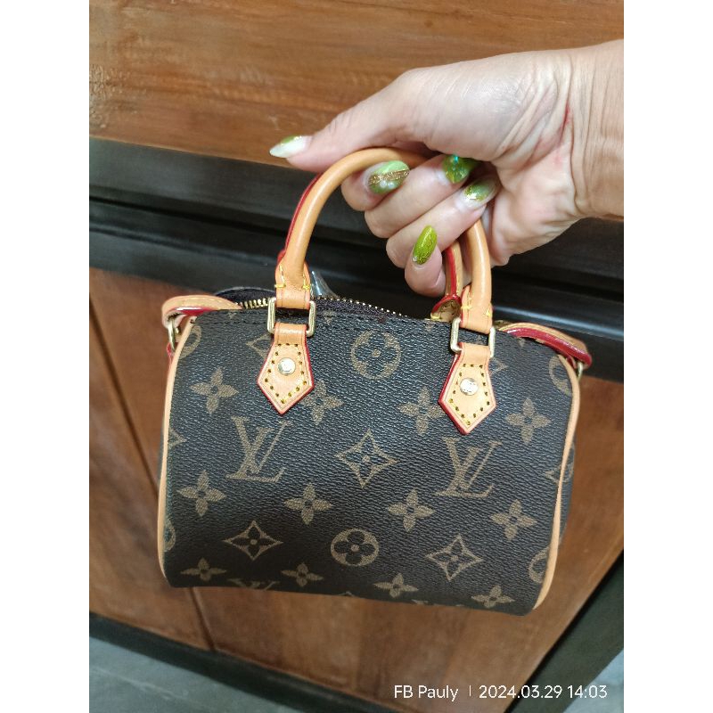 Lv speedy 6.5"used bag like new good condition good price