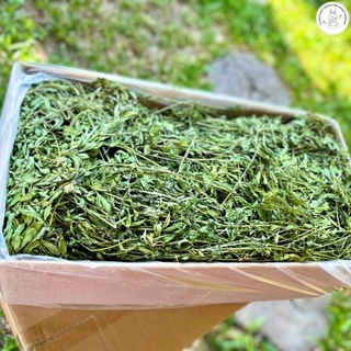 CBRF หญ้ากระต่าย หญ้าอัลฟาฟ่าอบลมร้อน Super Premium Alfalfa Grass 1Kg. (กล่องน้ำตาล)