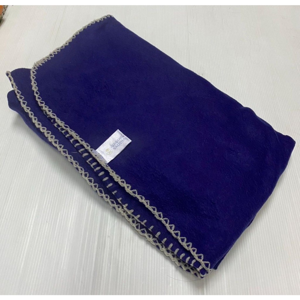 ผ้าห่มการบินซาอุ ผ้า SAUDIA ขนาด 80×180 ซม. สินค้าบนเครื่องบิน น้ำหนักเบาพกพาสะดวก พร้อมส่ง