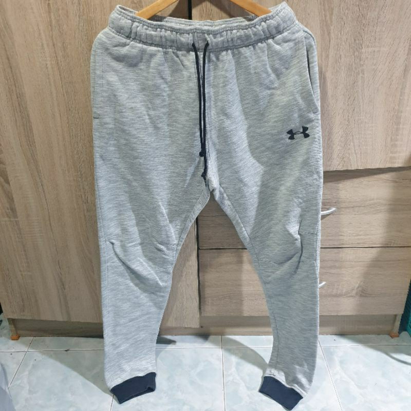 กางเกงสเวตเตอร์ UNDER ARMOUR สีเทาลายหินอ่อน ของแท้มือสอง