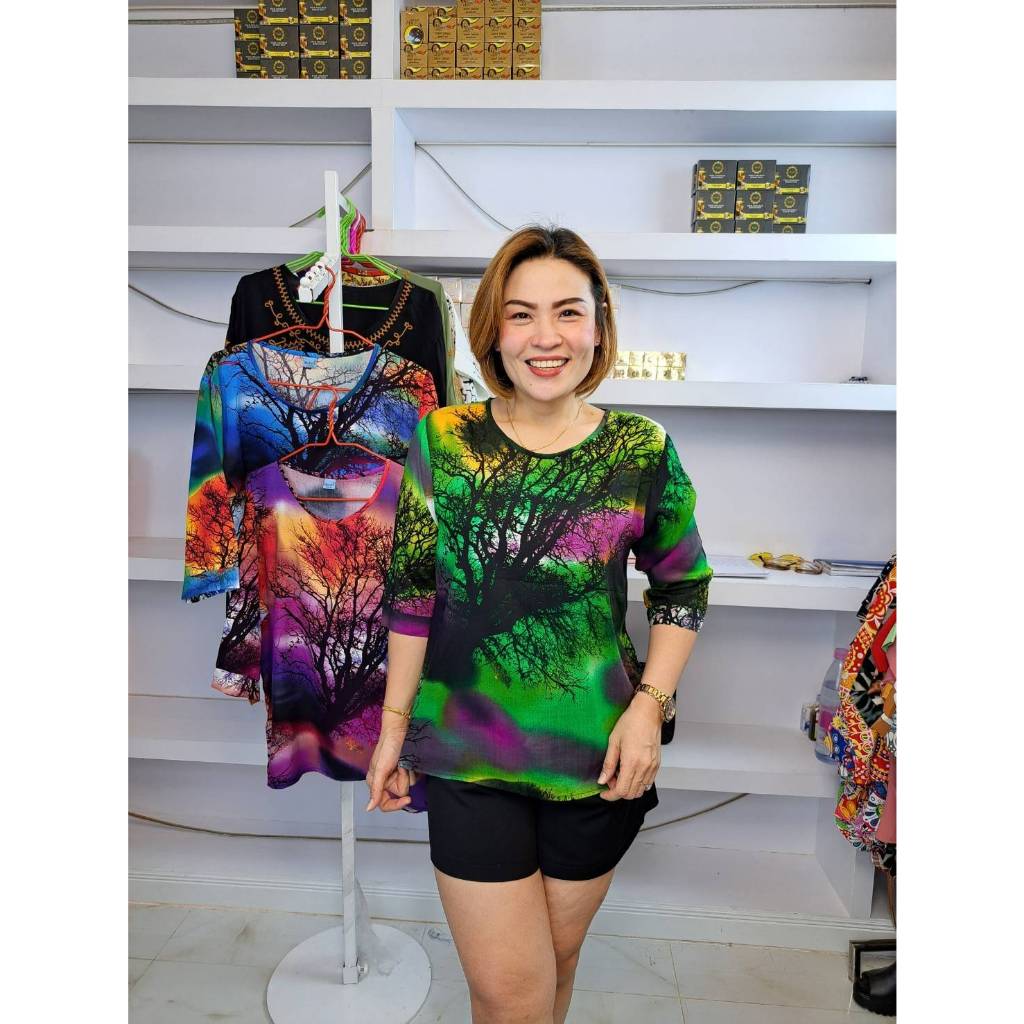 ห35///เสื้อคอกลมแขนศอกต้นใหญ่ผ้าสปัน ฟรีไซ48-50นิ้ว ยาว28นิ้ว หน้าผ้า50นิ้ว ราคา139บาท