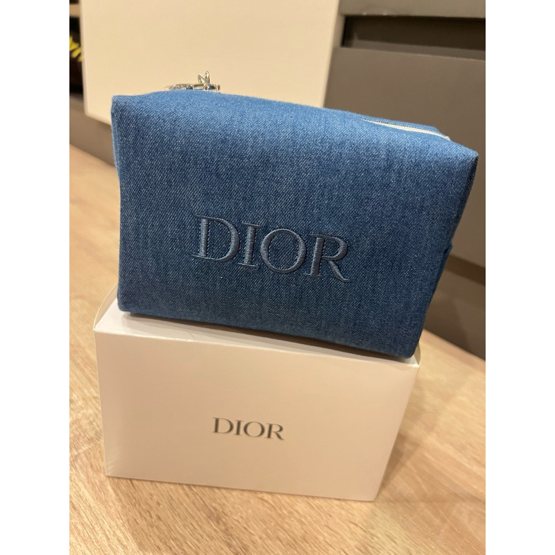 กระเป๋าเครื่องสำอางค์ DIOR ผ้ายีนส์