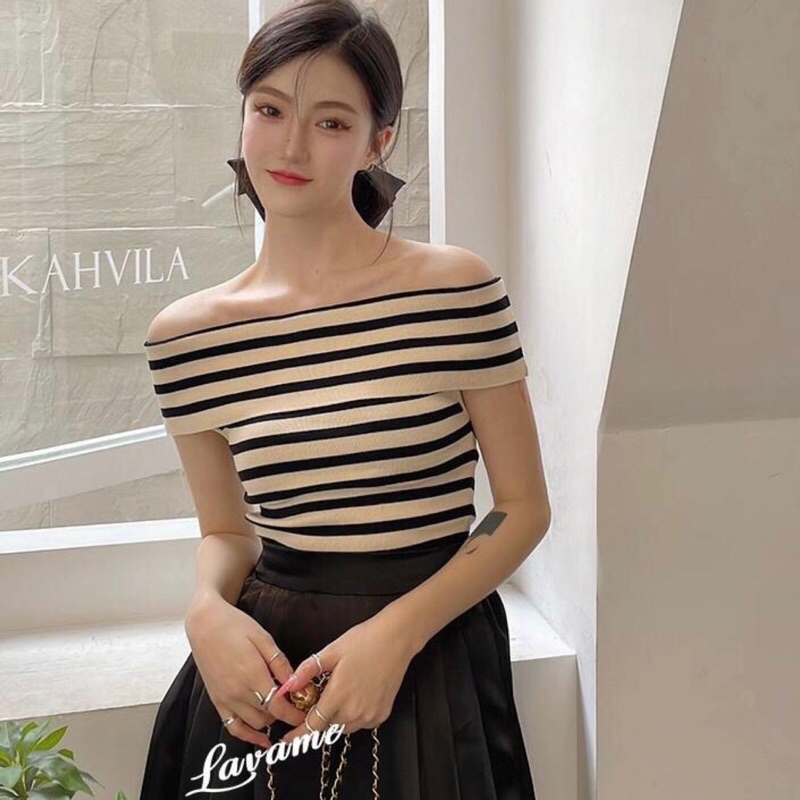 Lady_Sakura✨16608/AE#เสื้อปาดไหล่ พับ 2 ชั้นช่วงไหล่ แฟชั่นฤดูใบไม้ร่วง#เนื้อผ้าใหมพรม ทรงเข้ารูป สไตล์เกาหลี
