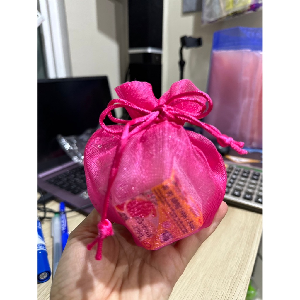 ถุงชำร่วย ถุงใส่ของที่ระลึกทรงหัวใจ ถุงกลมขนาด 15x15 ซม พร้อมส่ง ขายเป้นใบ