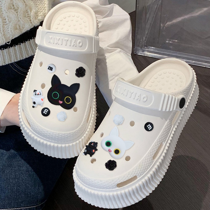 Luckkyshoes ส่งไวมากจ้า รองเท้าโตแฟชั่น รุ่นนี้ใครสายสีทูโทนห้ามพลาดเลย มีให้เลือก 4 สี ทำจากวัสดุคุณภาพดี พื้นนิ่มยางนุ
