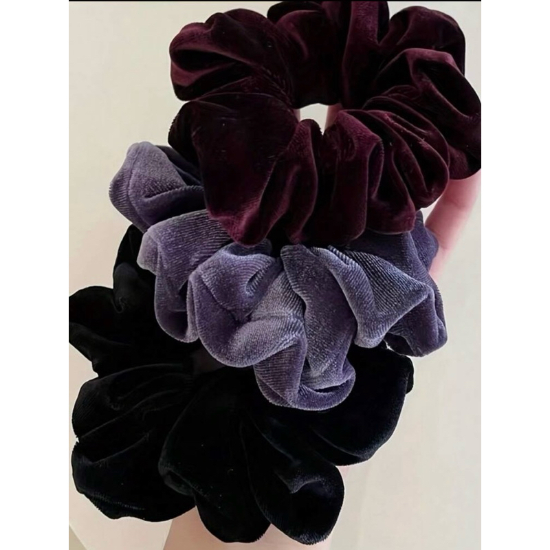 ยางรัดผมโดนัท กำมะหยี่ สีสวย ขนาด 8-15 ซม พร้อมส่ง ถ่ายจากสินค้าจริง