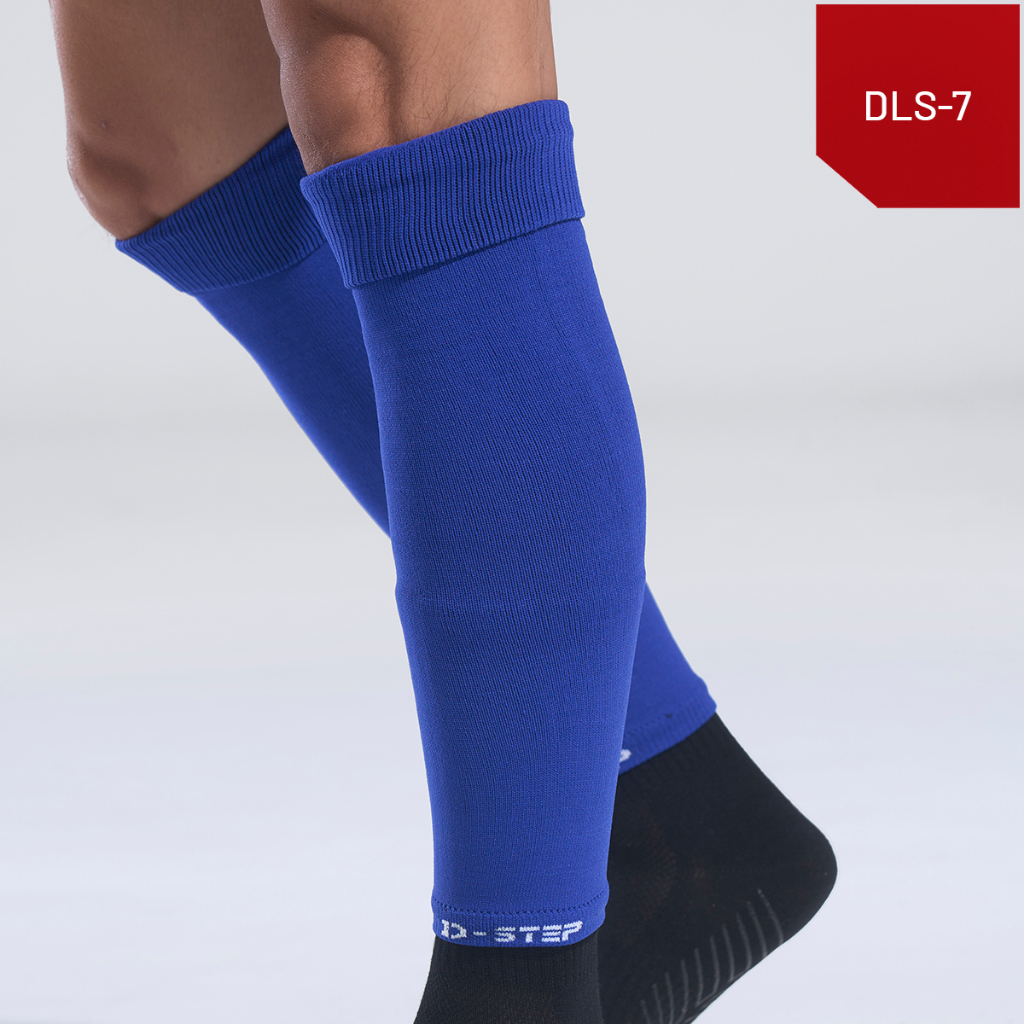 D-STEP ถุงเท้าตัดข้อไนล่อน เนื้อดี ใส่เล่นฟุตบอล แบบยาว/ DLS-7
