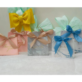 ✅พร้อมส่ง✅กล่องของขวัญ ผูกโบว์ ทรงกระเป๋า ใส่ของชำร่วย ใส่ขน…