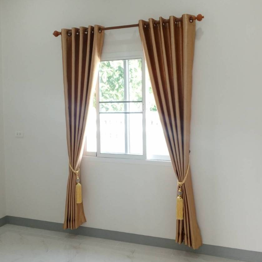 แนะนำ ผ้าม่าน ผ้าม่านหน้าต่าง สีทองเนื้อมันเงาอัดลาย ผ้าม่านไม่อมฝุ่น กันแสงแดดได้ 80% ราคาพิเศษ มีเก็บเงินปลายทาง