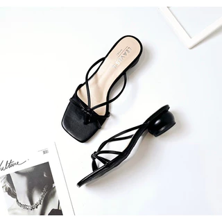 LEAVESSHOES รองเท้าแฟชั่นผู้หญิง รุ่น HONEY ส้นสูง 1 นิ้ว รองเท้าผู้หญิงมีส้น แบบสวม
