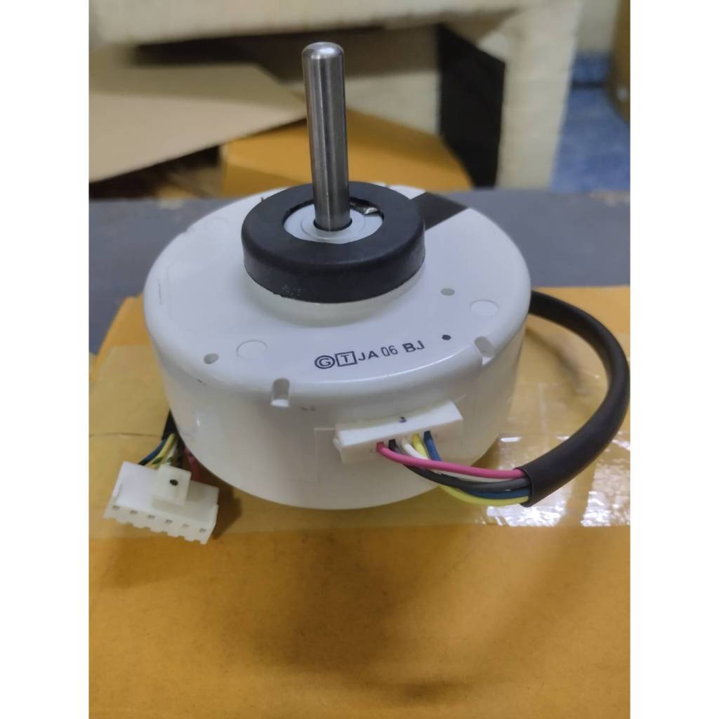 0001242 43T21471 มอเตอร์คอยล์เย็นเเอร์ Carrier มอเตอร์แอร์แคเรียร์ มอเตอร์คอยล์เย็น อะไหล่แอร์ ของแท้ศูนย์