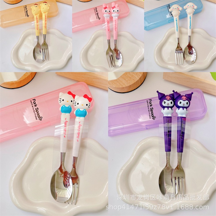 Sanrio ช้อนส้อมสแตนเลสด้ามหัวการ์ตูนลายซานริโอเซ็ตพร้อมกล่องขนาดพกพา
