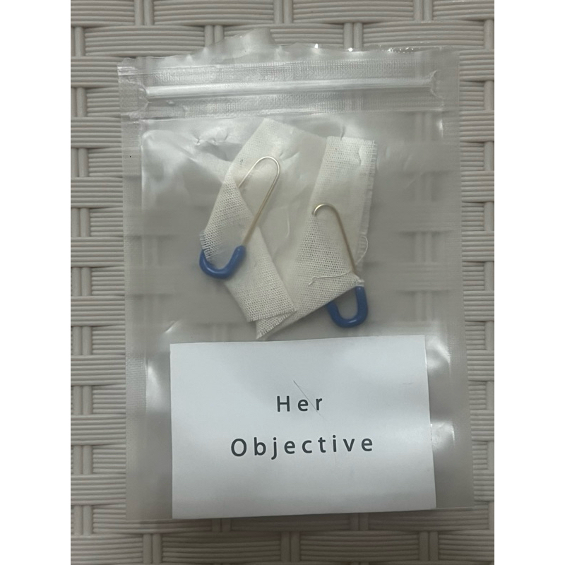 Her objective ต่างหู