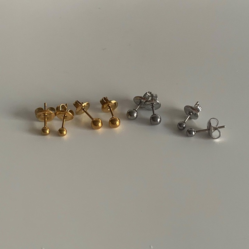 HER OBJECTIVE_HER DOT PLAIN EARRINGS