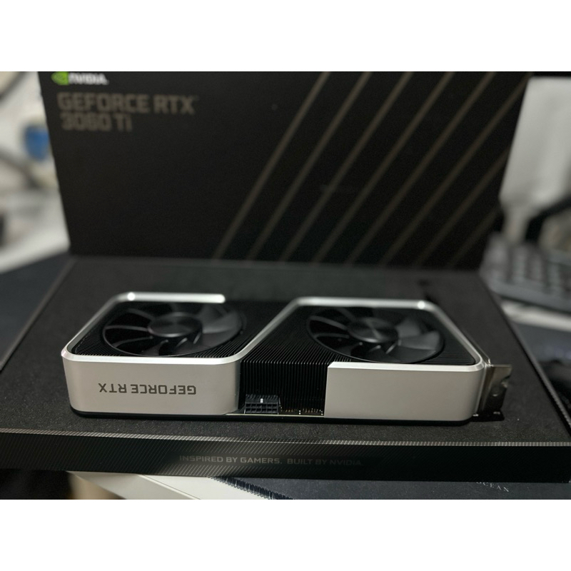 3060Ti - NVDIA GeForce Founders Edition 8GB
