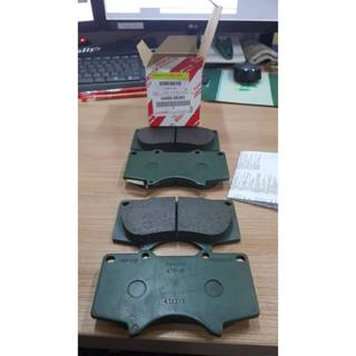 แท้ศูนย์ ผ้าเบรคหน้า REVO / VIGO CHAMP / FORTUNER ปี 12-18 ผ…