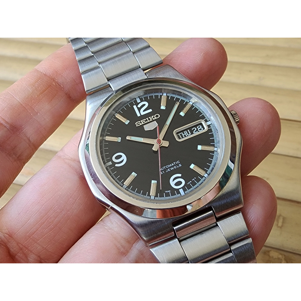 นาฬิกา Rare Seiko seikonaut nautilus snkk59 black dial ref. 7S26-03R0 in Good Condition