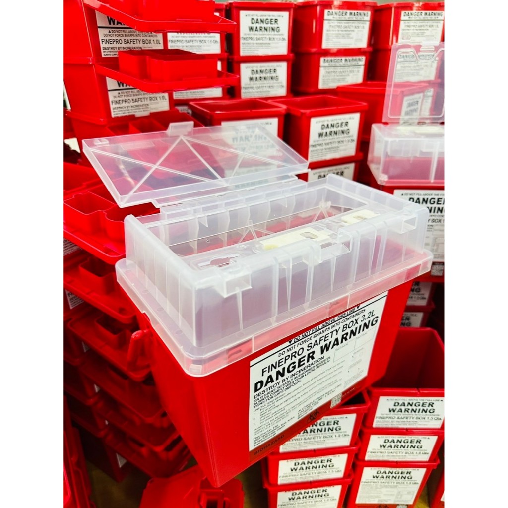 ถังทิ้งเข็มกล่องแดงสี่เหลี่ยมรุ่นใหม่Finepro Safety Box
