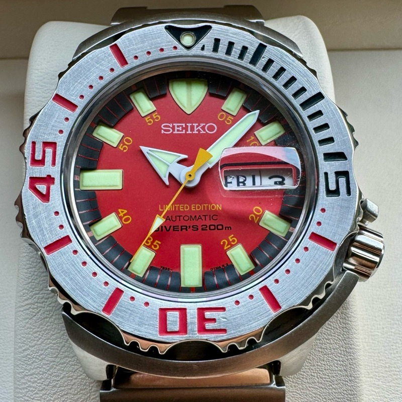 Seiko Red Monster Limited edition