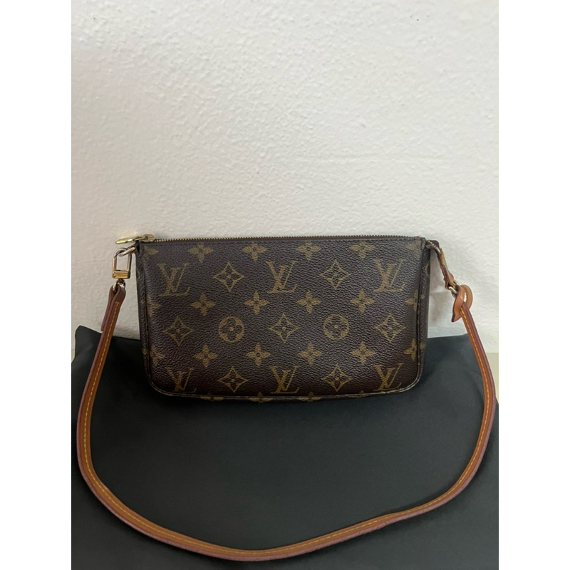 LV Porchette DC99 ของแท้💯%มือ2