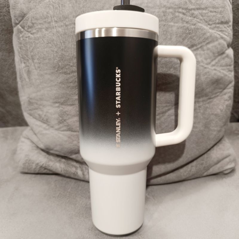 Starbucks Stanley Gradient Black And White Cold Cup 40oz (Thailand Exclusive)