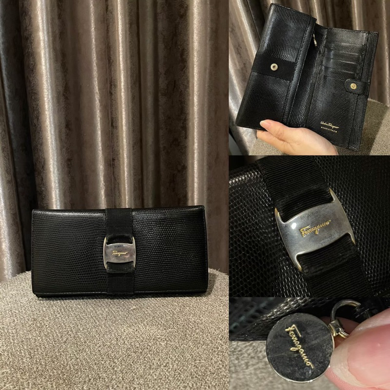 กระเป๋าตังค์ใบยาวของแท้ Salvatore Ferragamo Vara Bifold Long Wallet Black Leather•Made in Italy มือสอง