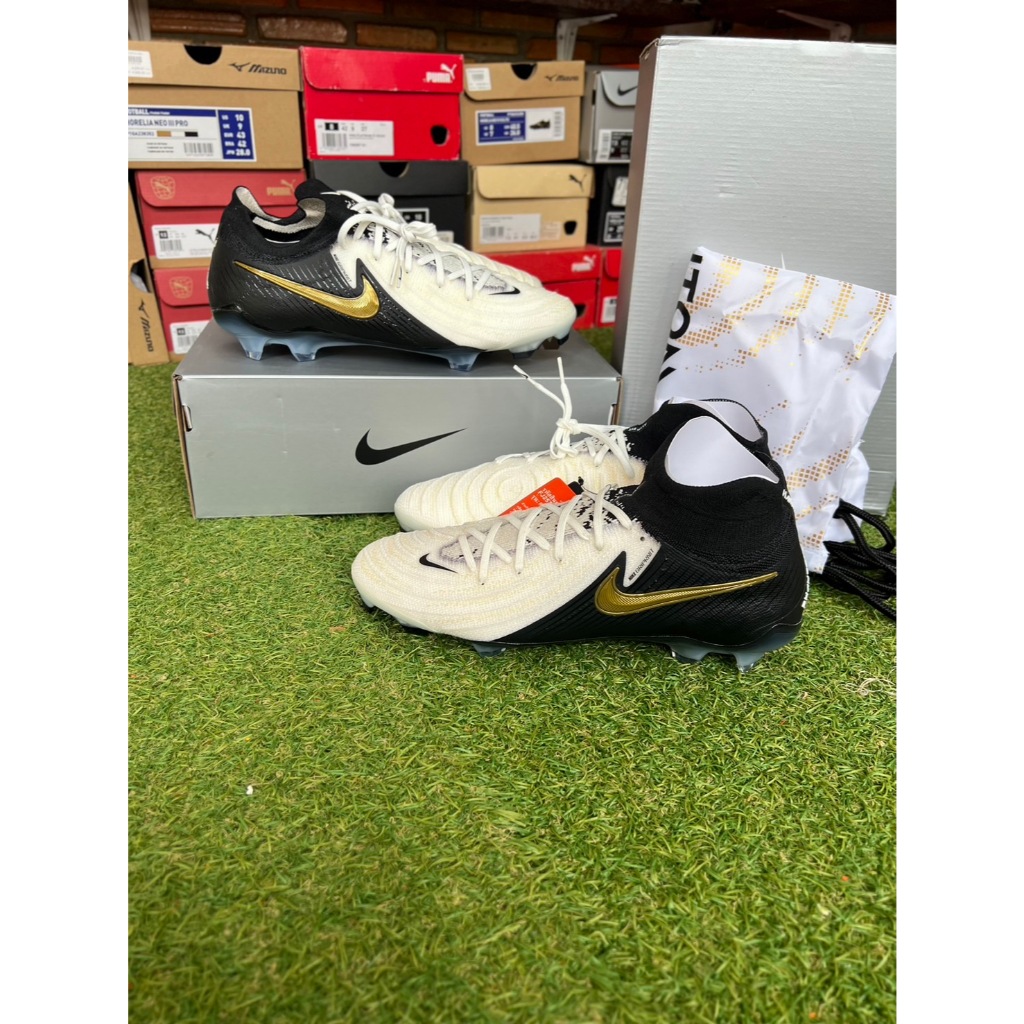 Nike MAD Ready Nike Phantom GX2 Elite FG / Phantom Luna2 Elite FG รองเท้าฟุตบอล ไนกี้ ของแท้มือ 1
