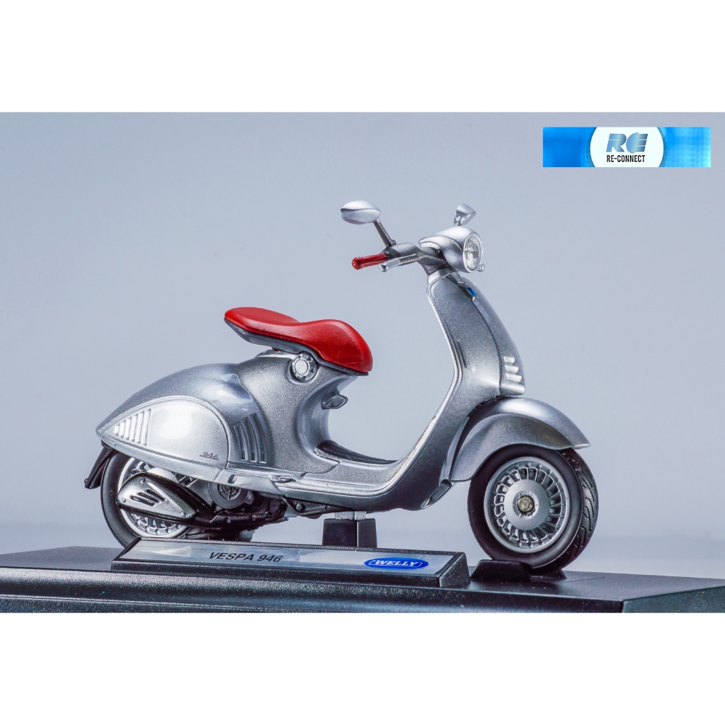 โมเดลรถมอเตอร์ไซค์ เวสป้า 946 รถจักรยานยนต์ ของเล่น สะสม Maisto 1:18 Motorcycle Vespa 946 Vintage Sc