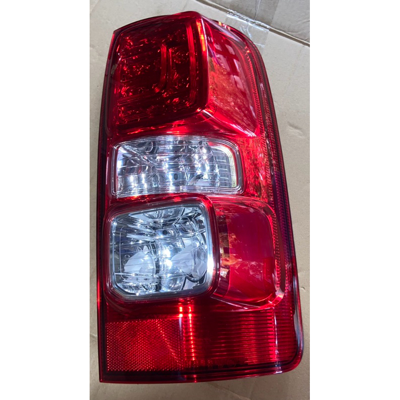 ไฟท้ายChevrolet Colorado ปี2017ด้านขวา