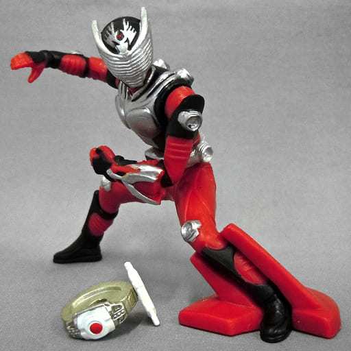 Bandai HG Kamen Rider Ryuki Decade Belt Action Pose Masked Rider gashapon กาชาปอง