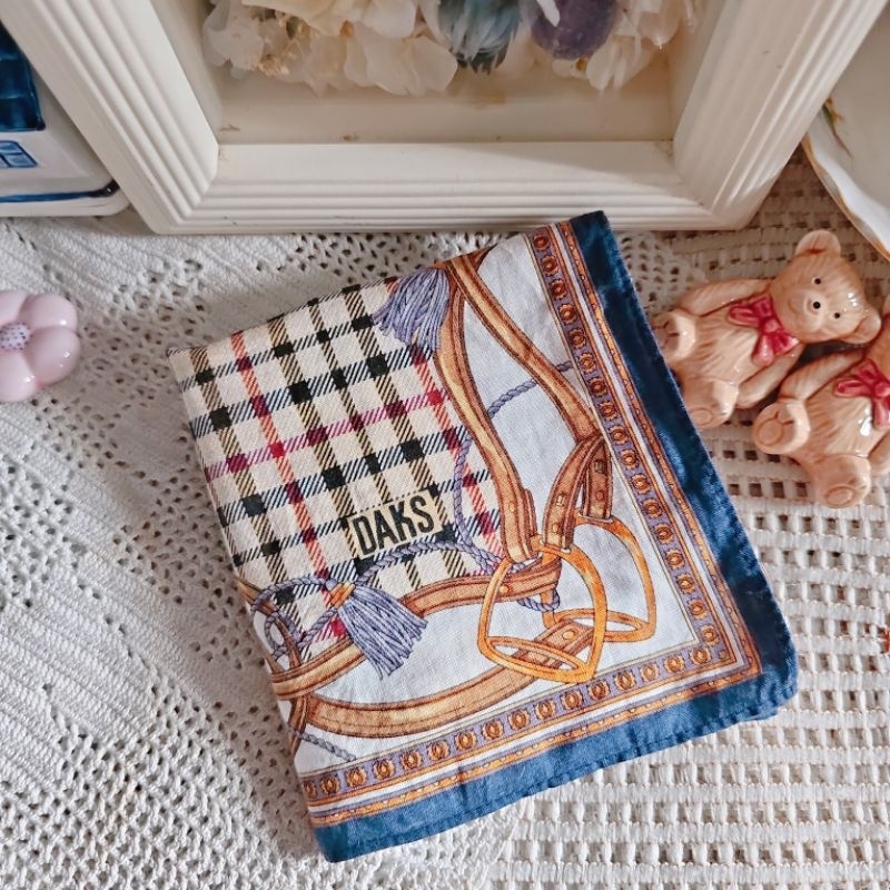 ผ้าเช็ดหน้า งานแบรนด์  DAKS